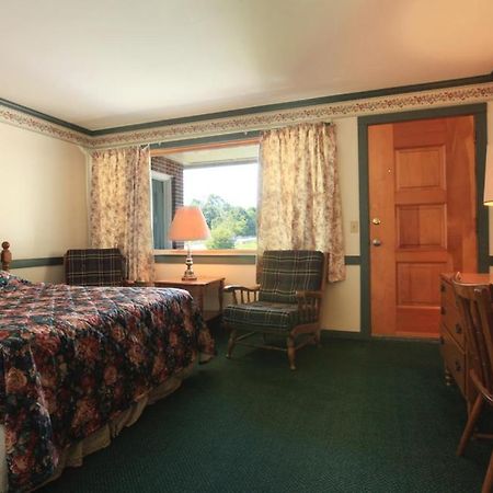 Ladd Brook Inn Pownal Zewnętrze zdjęcie