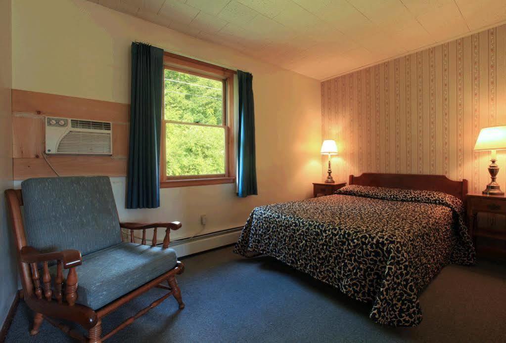 Ladd Brook Inn Pownal Pokój zdjęcie